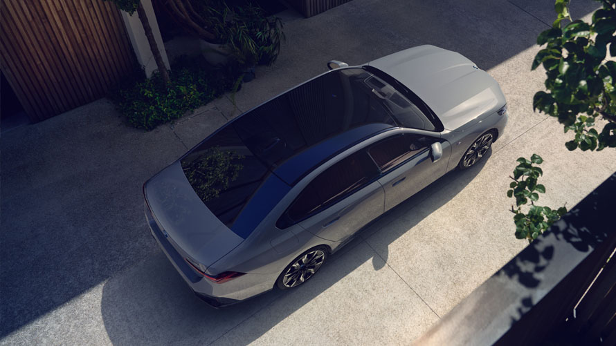 BMW M7.